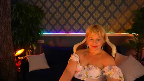 Sofia online show from August 11, 3:08 am