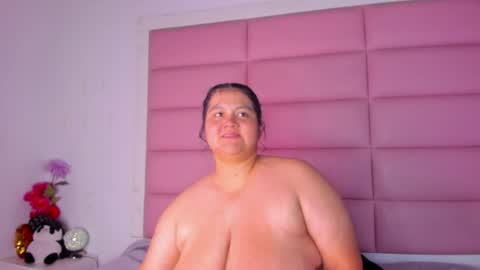 amaranttaylunay online show from July 30, 9:10 pm