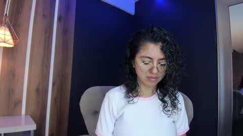 Emily online show from August 9, 1:12 pm