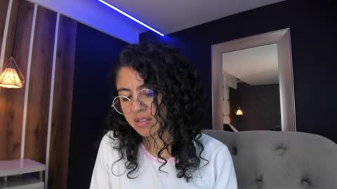 Emily online show from August 9, 5:47 pm