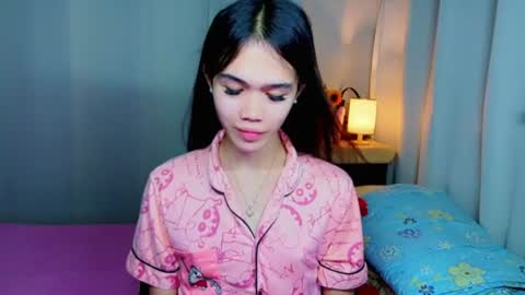 Amaryllis online show from July 23, 4:15 am