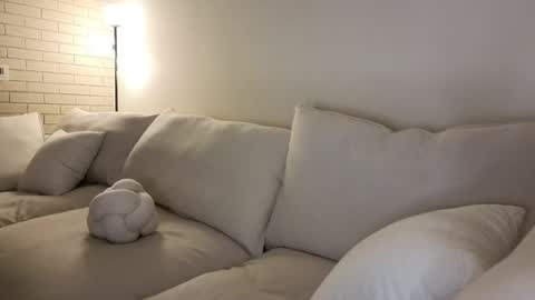amaya_floress online show from April 20, 6:12 am