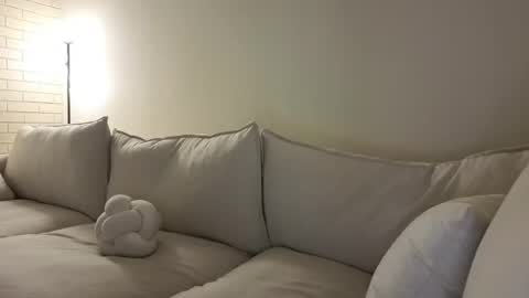 amaya_floress online show from June 30, 5:52 am