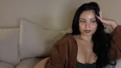 amaya_floress online show from July 9, 6:51 am