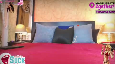 Sharlot online show from August 27, 2:25 pm
