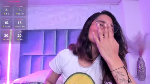 Ambar  online show from August 14, 3:43 am