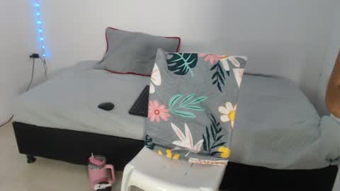 Ambar Queen online show from August 13, 4:04 am