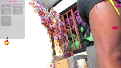 ambar_temptation online show from August 11, 7:16 pm