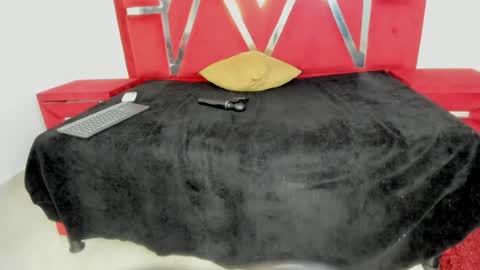 Ambar online show from August 12, 1:41 am