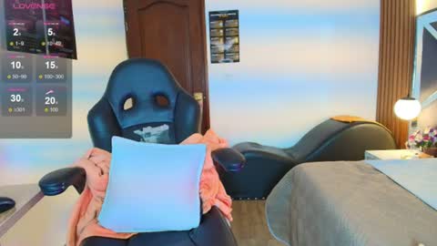 Ambar Ross online show from July 27, 5:29 pm