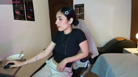 Ambar Ross online show from August 1, 3:18 pm