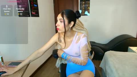 Ambar Ross online show from August 11, 2:30 pm