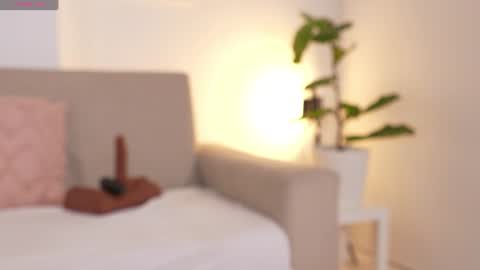 Ambar online show from August 12, 4:31 pm
