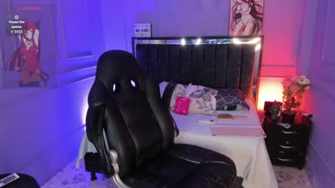 amber_18x online show from August 14, 12:53 pm