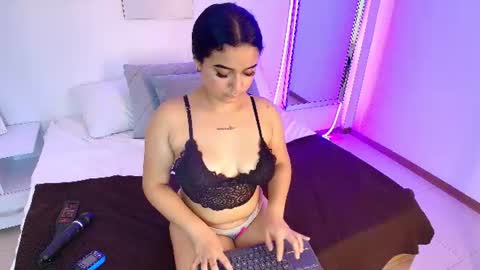 Amber online show from August 14, 11:41 pm