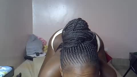 amber_cutie2 online show from August 13, 3:31 am