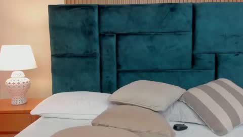 Emily online show from August 12, 10:34 pm