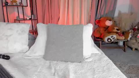 amber_maxwell online show from August 14, 11:30 pm