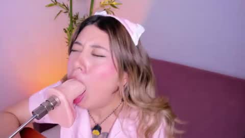 amber_palmer online show from August 13, 12:13 am