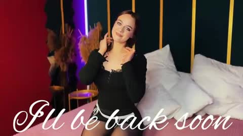 amber_robinson online show from August 11, 12:01 am