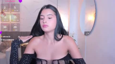 amber_willow online show from August 14, 1:37 pm