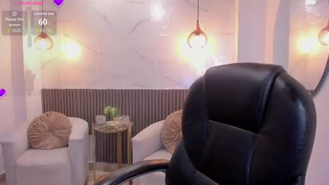 amber_willow online show from August 15, 4:44 pm