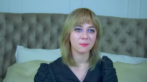 AmberBauman online show from April 23, 12:25 am