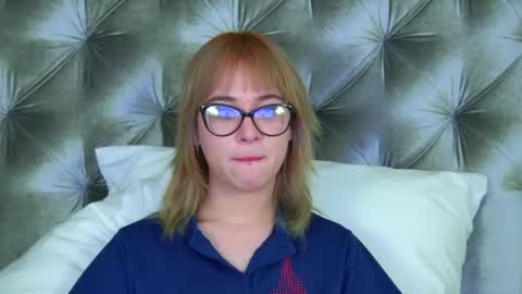 AmberBauman online show from April 27, 12:07 am