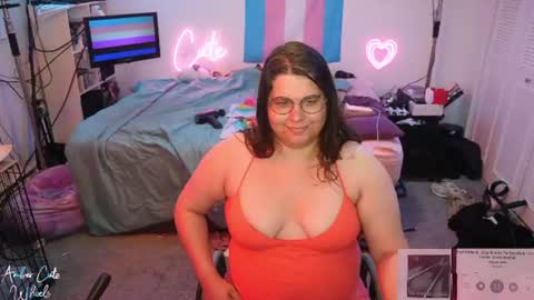 Amber Cute Wheels online show from July 6, 9:34 am