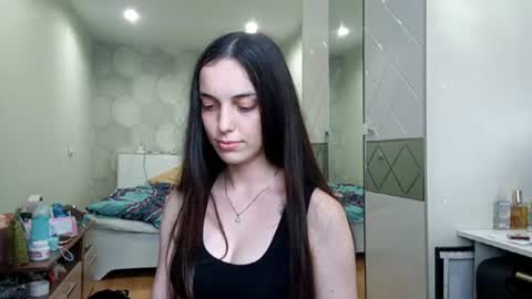 Jinny online show from August 8, 2:50 pm