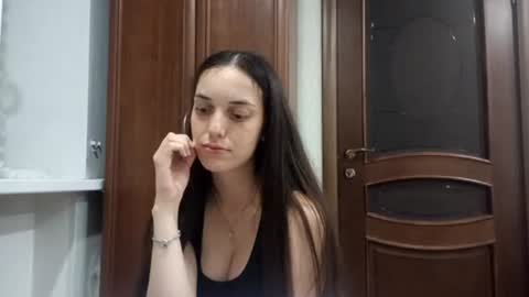 Jinny online show from August 8, 6:08 pm