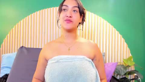 Amber Hanks online show from August 11, 5:37 pm