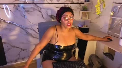   online show from September 9, 9:27 pm