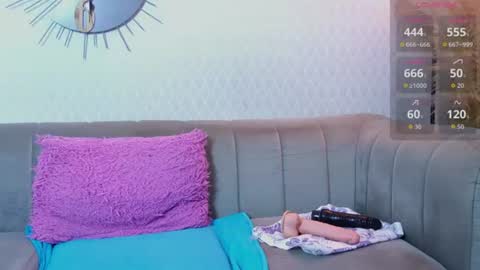 amberr_mooon online show from August 6, 2:16 pm