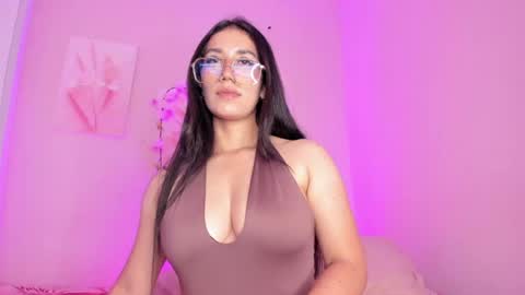 AMBER  online show from August 4, 2:08 am