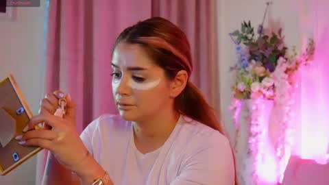 Amberseyes online show from August 7, 6:24 am