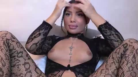 Ambervale online show from August 10, 10:00 pm