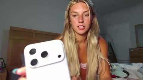 ambie bambi amber griz online show from August 7, 1:05 am