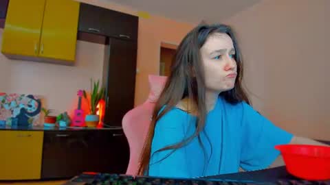 Eileen online show from July 3, 9:00 am