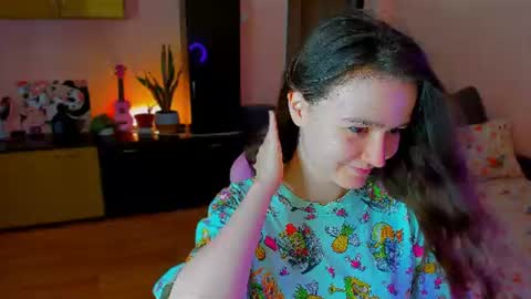 Eileen online show from August 8, 11:54 am
