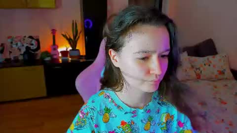 Eileen online show from August 8, 1:00 pm