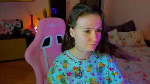 Eileen online show from August 8, 6:08 pm