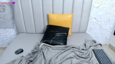 Amelia02  online show from August 8, 2:50 pm