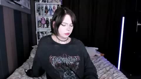 Amelia online show from July 21, 11:23 am