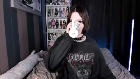 Amelia online show from August 10, 12:39 pm