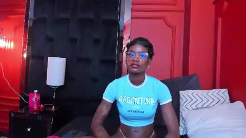 Amelia Adams online show from August 14, 4:32 pm