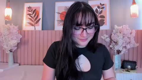 Amelia online show from August 8, 4:29 pm