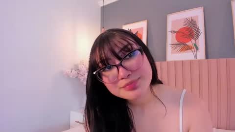 Amelia online show from August 12, 3:25 pm