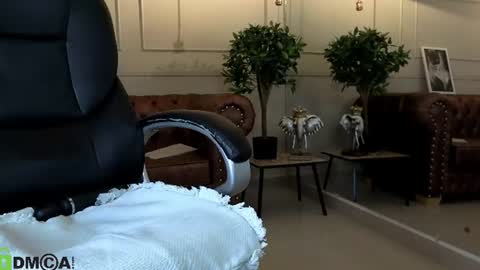 amelia_chillvibes online show from August 6, 2:16 pm