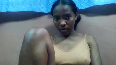 ameliah348630 online show from August 13, 9:12 am